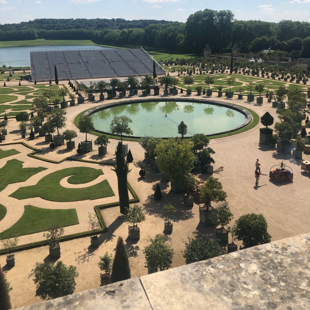 Meet your Posher, Claire